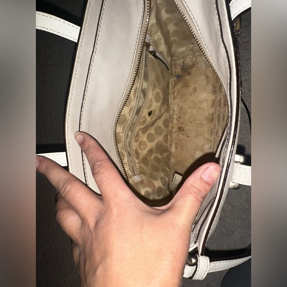 Kate spade leather top-handle with removable crossbody strap. - Picture 5 of 5